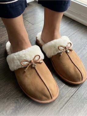 KATE♠️Spade Lacey Brown with White Faux Fur Trim Slippers Size 10